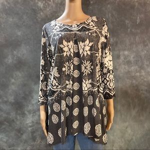 EUC Tunic Top Super Cute! Size Large